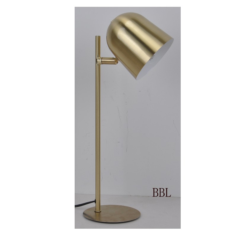 Stolní lampa s otočným kovovým odstínem