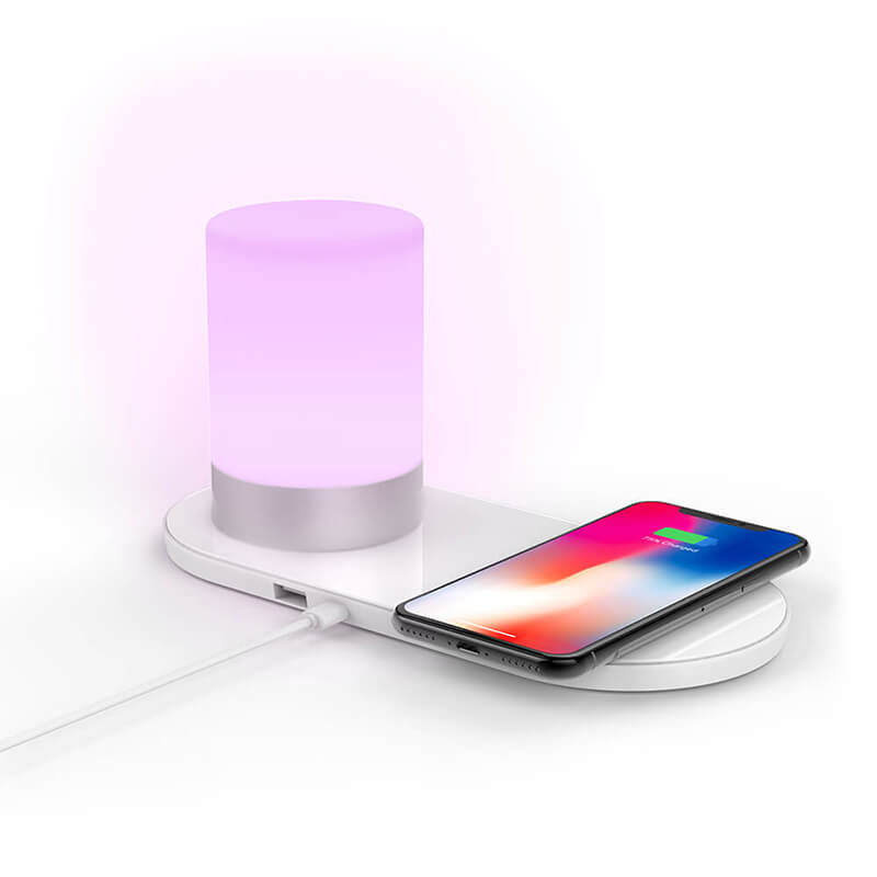 RGB Lamp s Wireless Charging Station (pro iPhone nebo Android telefon)