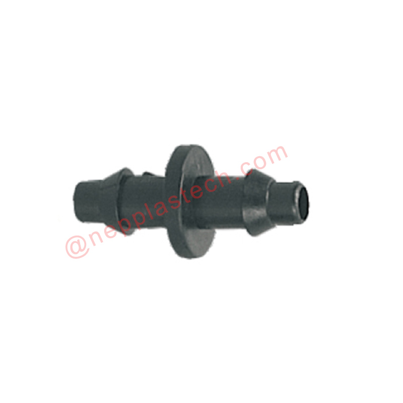 Zahradní zavlažovací systém s dvojitým ostnatým rovným konektorem 4*7mm hadice s bradkovými tee konektory pro kapry květináčů