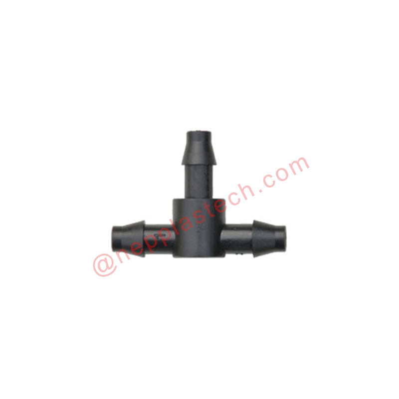 Zahradní zavlažovací systém s dvojitým ostnatým rovným konektorem 4*7mm hadice s bradkovými tee konektory pro kapry květináčů