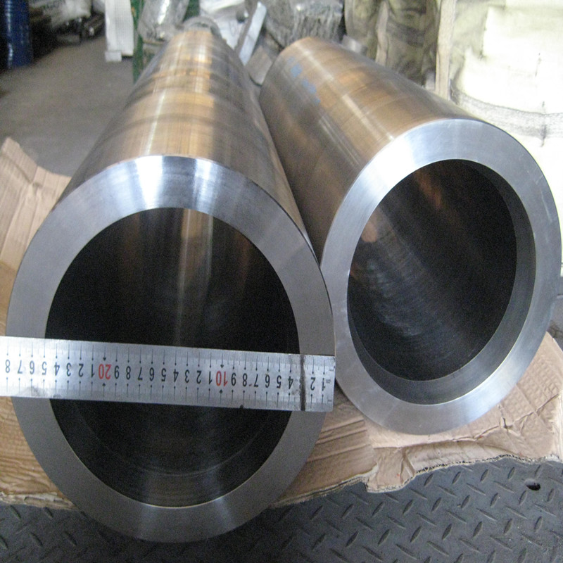 Inconel®718 hadičky, pouzdra rukávu (UNS N07718, www.nr.2.4668, slitina 718)