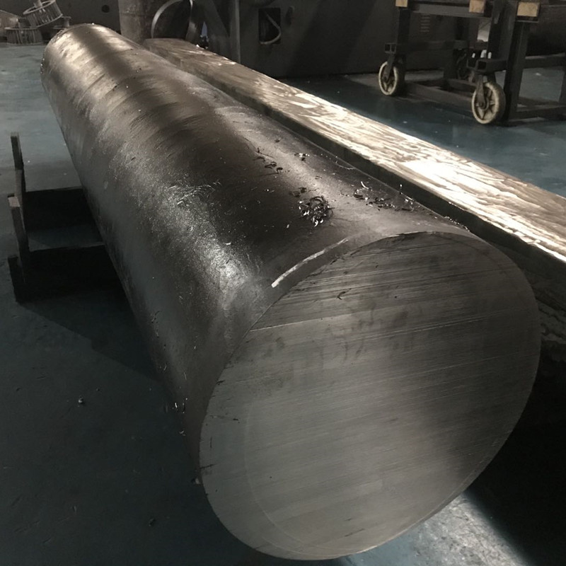 Inconel®718 kovaný dlouhý hřídel, hlavní osa (INCONEL®718, N07718, W.NR2.4468)