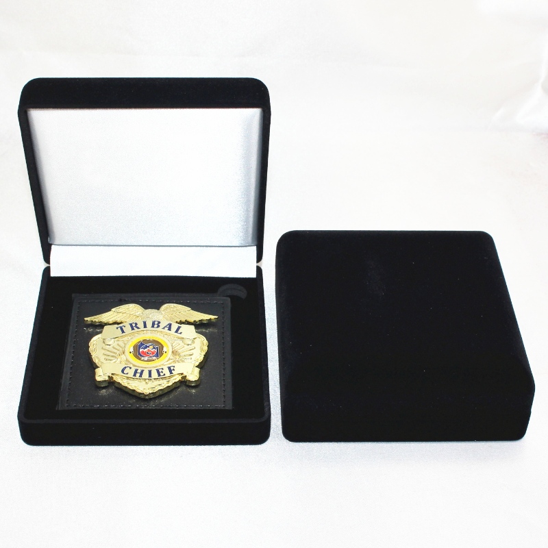 Kus D-33L kulatý sametový box na mince, medaili a odznak, mm. 100 x 100 * 39 mm, hmotnost přibližně 96 g