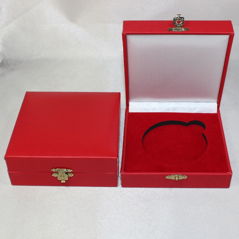 Položka V-06L náměstí Plastic Leatherette Paper Box pro 60-80 mm mince, medaile, atd. mm.100*100*40, závaží asi 110g