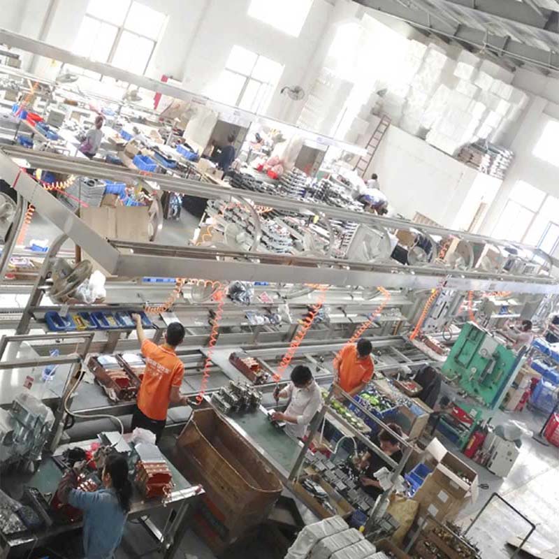 Továrna na plynový ohřívač vody