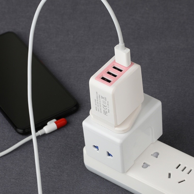EU/US/UK Plug 2.1A 4 Port USB Wall Charger AC Travel Charger Adaptér přenosná nabíječka 18W 3.0 nabíječka