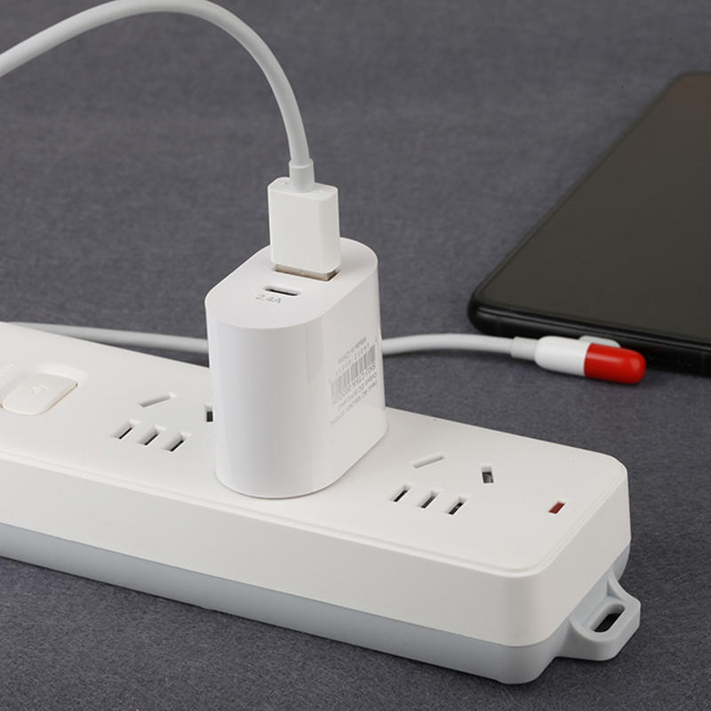 OEM Super Fast Wall Adaptér typu c Qc 3.0 18w Pd Charger Usb Type C Adaptér přenosná nabíječka