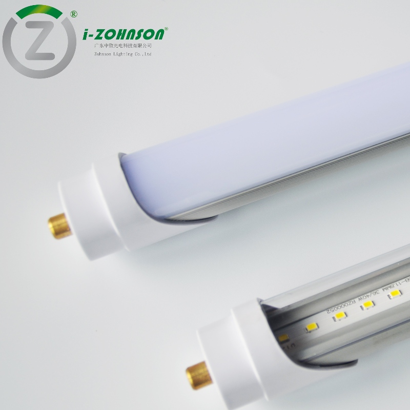 100-347V 8FT LED trubice pro trh s Kanadou