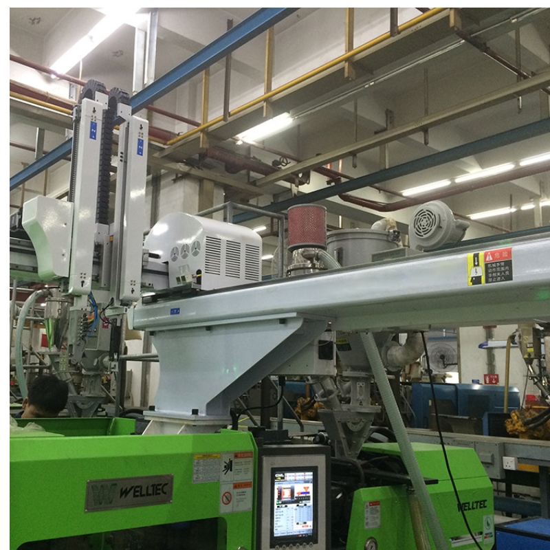 Automatický CNC manipulátor/vstřikovač AC robot/tříosový servo manipulátor