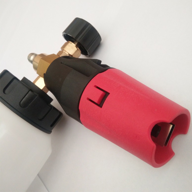 mytí aut sněhové pěnové dělo