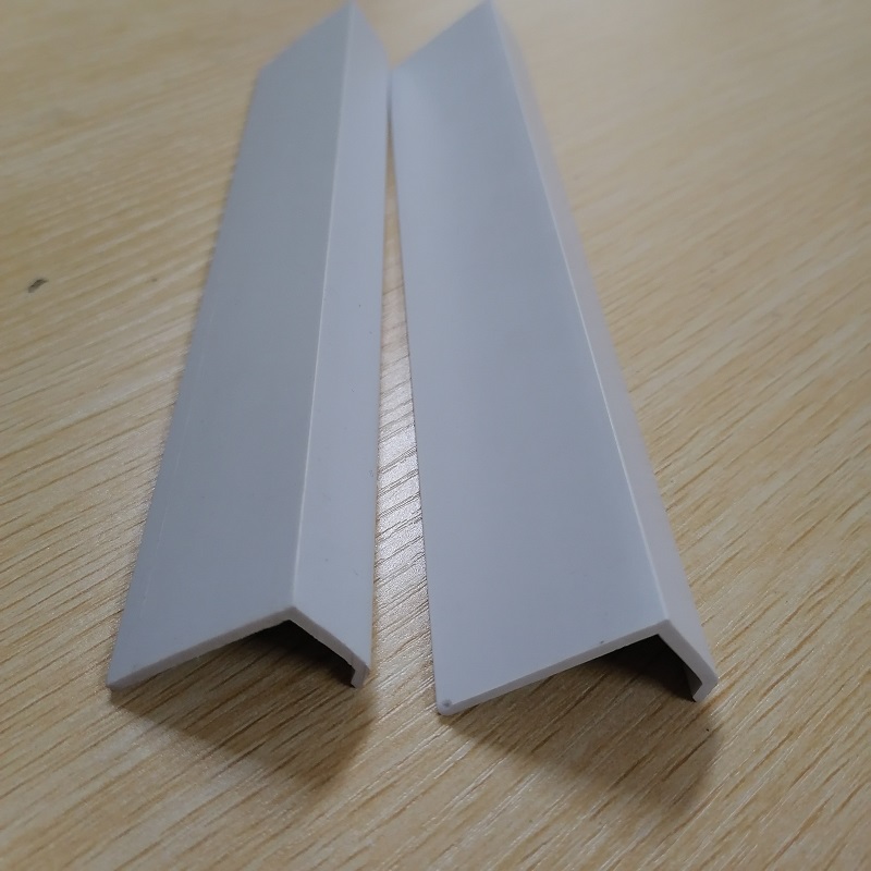 pvc Plastic l formed channel profile pvc protections trim angle