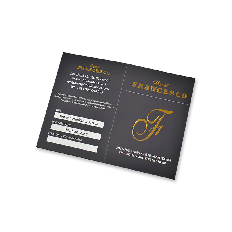 Držitel hotelové karty/Gloss