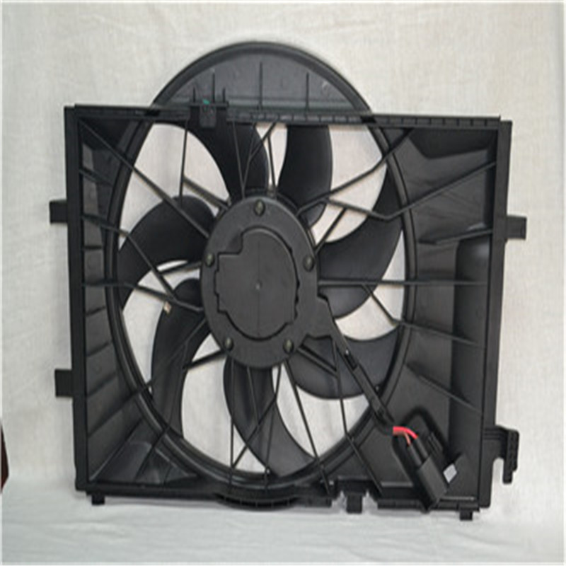 BNEZ W203 Ventilátor chlazení motoru