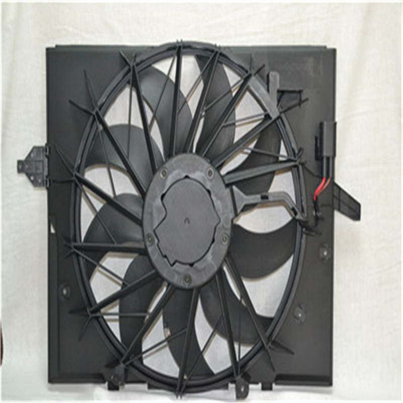 Ventilátor chladiče pro BMW E60 OEM # 17427543282