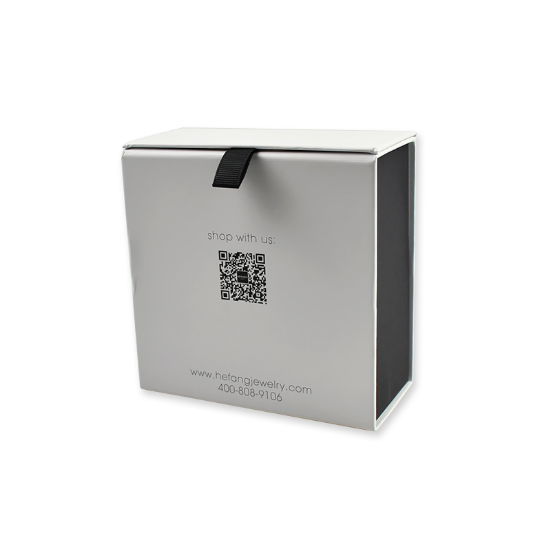 Krabice šperků/náměstí