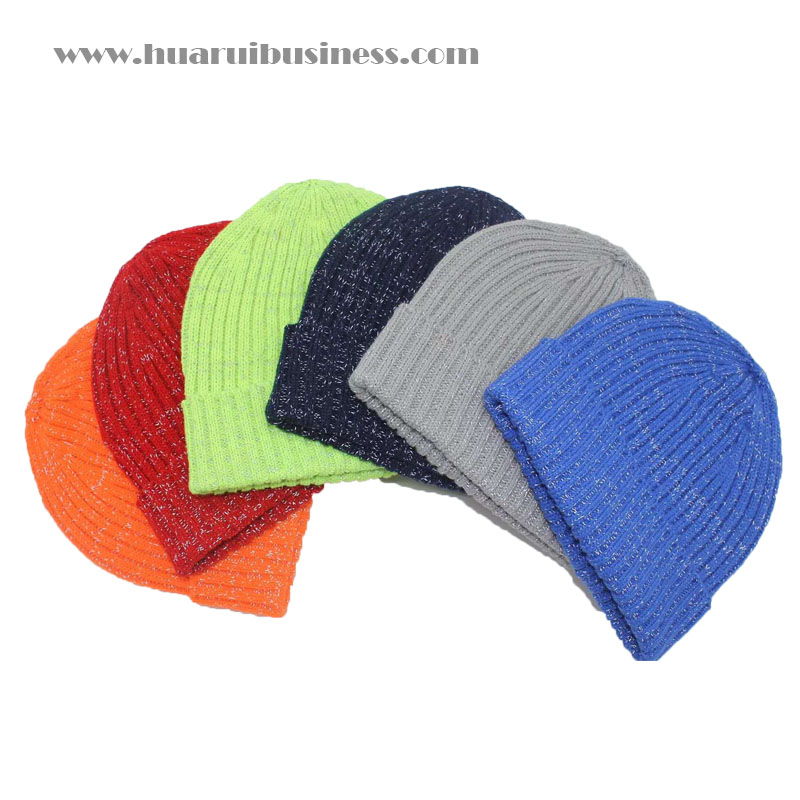 čepice s akrylovými pouty, čepice, tuque, unisex, zimní čepice s odrazovým efektem