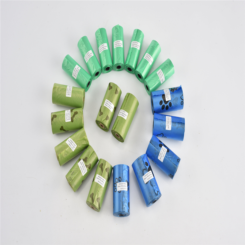 Kompozitní biologicky rozložitelné pytle na hovínka pro psy