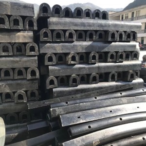 Polokruhový tvar Defensa Marina molo kaučuk nárazníku nárazníku obdélníkového nárazníku