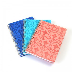 nízká cena s vyraženým poznámkovým blokem