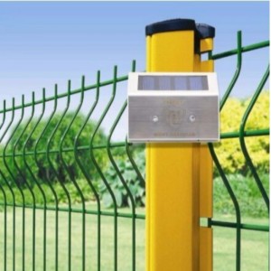 Sluneční energie červené oko pro LED vlčí predátor detekce světla