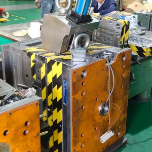 Profesionální přizpůsobení výrobci průmyslových plastových dílů Vstřikovací forma