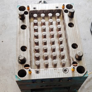 Čína OEM Výroba motoru náhradní vlastní vysoce kvalitní formovací díly plastové formy