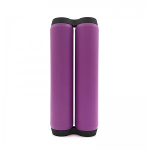 Dekompresní váleček s dekompresní artefaktem pohne prsty