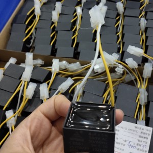 4UF 500V S0 50 N60Hz CBB61 kondenzátor pro výfukový ventilátor