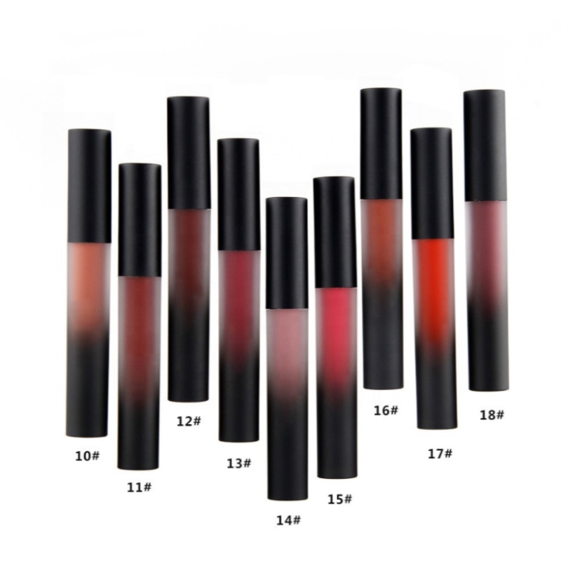 Nový Supermatte LipGloss.