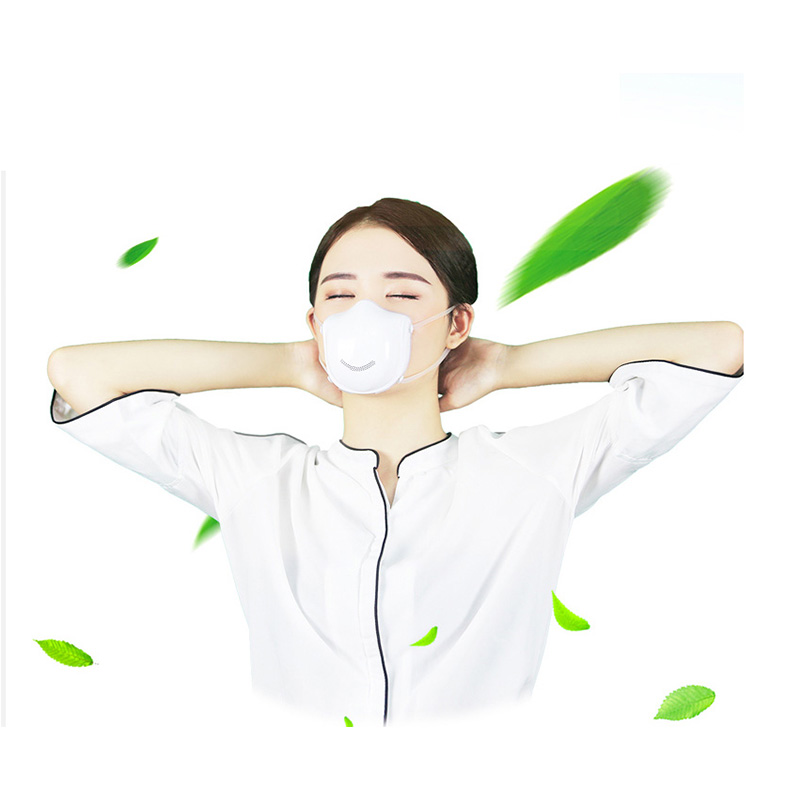 Použijte masky, abyste zpomalili šíření Covid-19