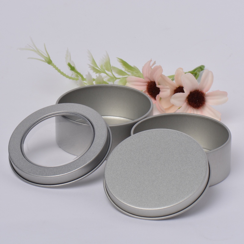 Okenní plechovka může průměr 65mm výška 25mm