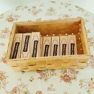 Jednoduché produkty prodávané dřevěný čipový koš