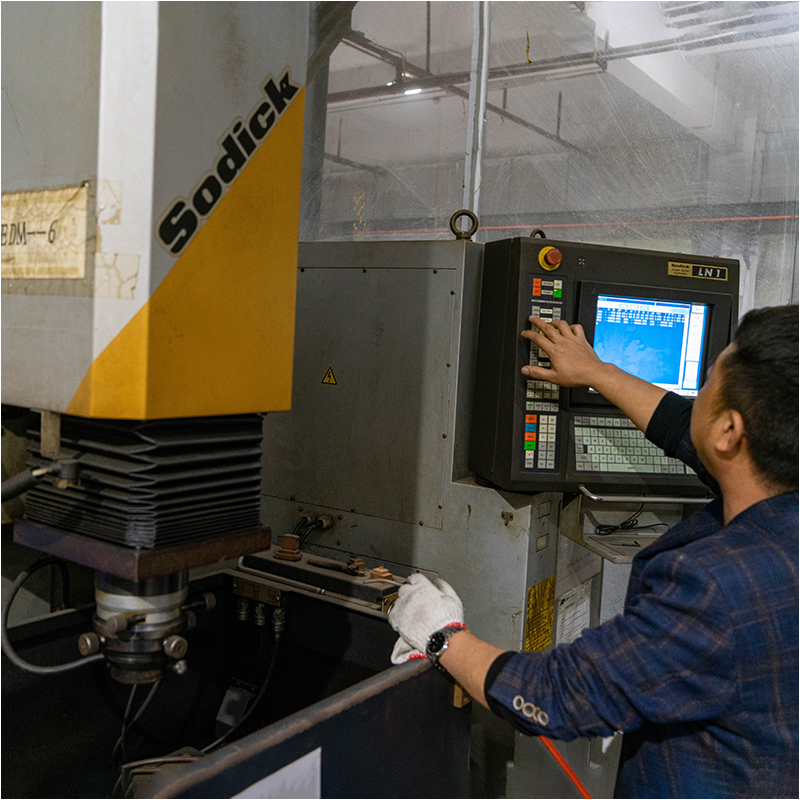 Injekční formy výrobní proces část i