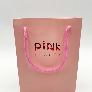 Papírové sáčky, které zvyšují hodnotu značky