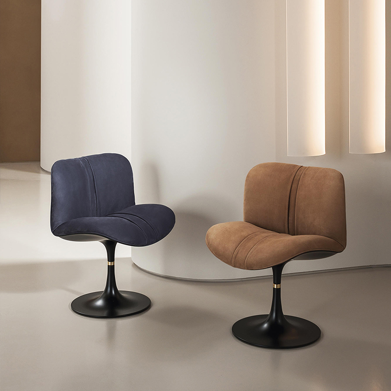 Italský minimalistický luxusnínávrhář sklolaminát moderní originální kožený salonek otočné akcent židle pro obývací pokoj