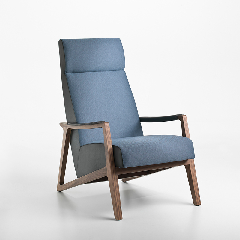 Comfort Relax Jediný opěradlo střední století High High Zpět v Olaštině Solid Wood Frame Kožená Accent Lounge židle