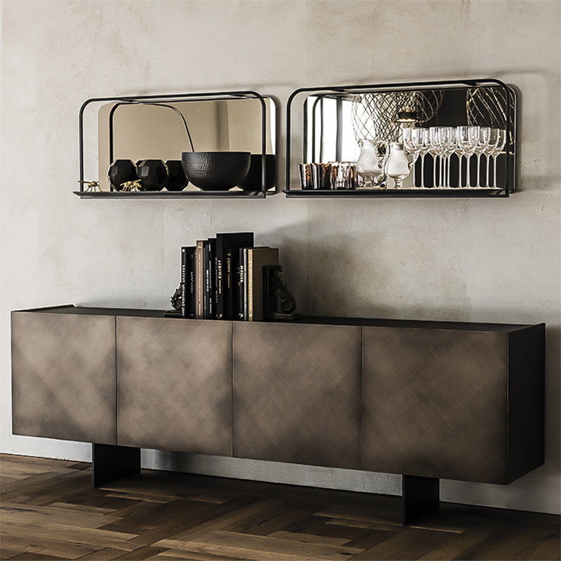 Italský designér retro zlatý kovový kredit Extra dlouhá příborník skříně luxus