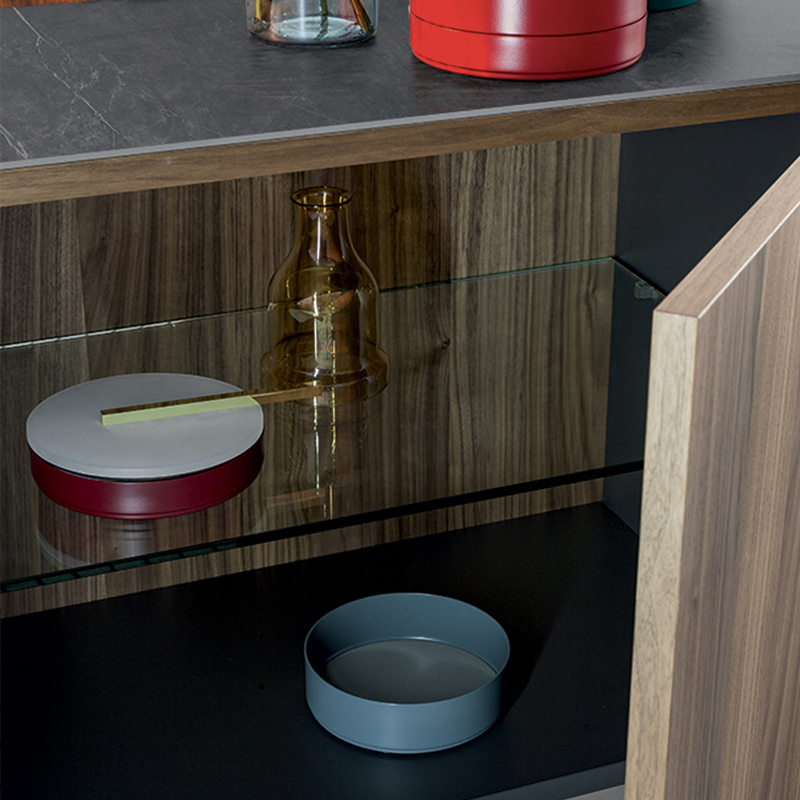 Nordic Modern Modern Walnut Wood příborník Dřevěná skříňka TV skříň obývacího pokoje