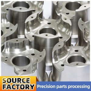 Zpracování přesných dílů soustruhu