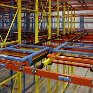 Zatítení stojanna úložiště