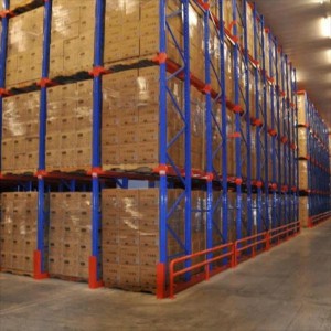 Jízda v regálových systémech