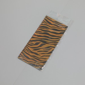 Texturní krepový papír