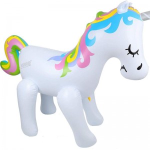 PVCnafukovací postřikovací dinosaurus trávník jednorožec