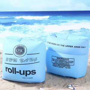 Nafukovací plavecký prsten stříkající rukávnafukovací prsten paže