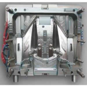 Plastový injekční pilíř