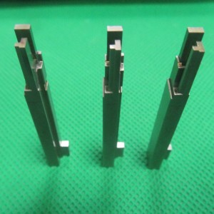 Plastový injekční insert