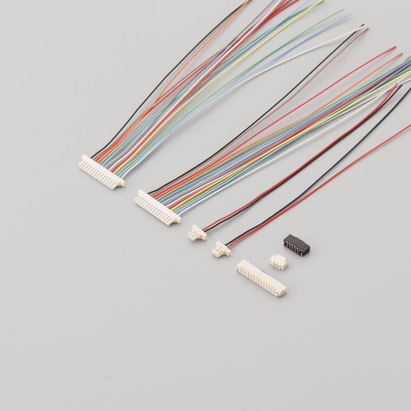 Tovární přizpůsobení průmyslového připojení reproduktoru kabelové kabelové kabely 0,8 Pitch SUHR-08V-S-B Terminálový elektrický kabel