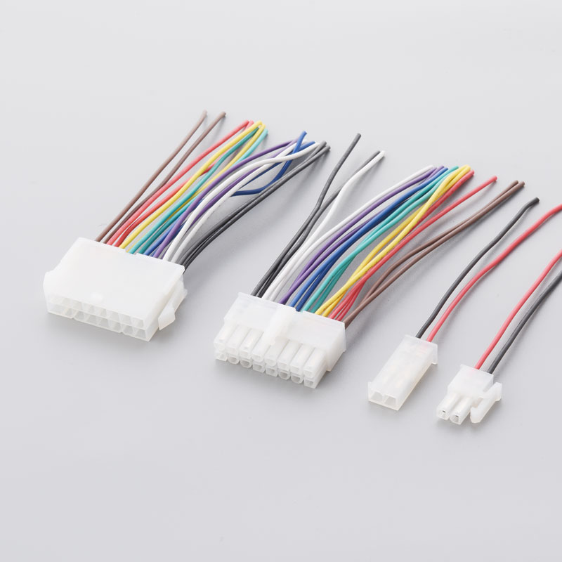 5557 4,2 mm samce a samce elektronických linek Color Cable Sestava pro automobilové zapojení Vlastní továrna velkoobchodní