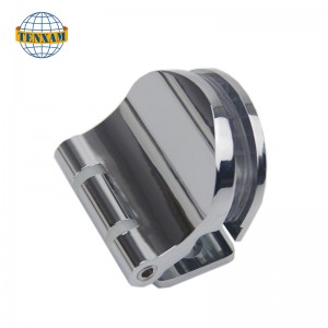 Napůl kulatý závěs proti zdi