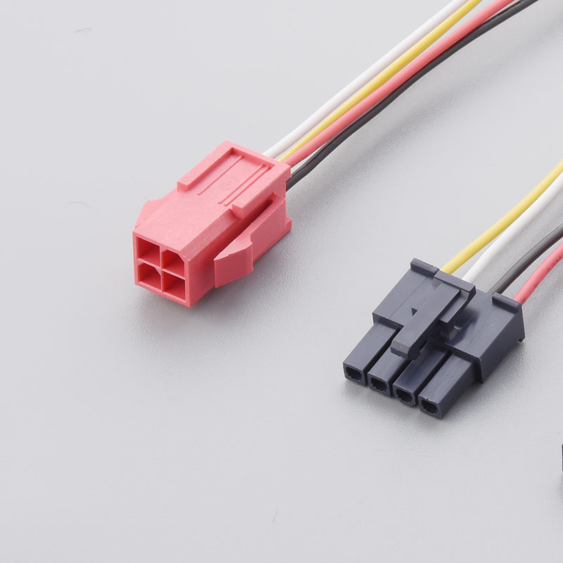 Micro-Fit Molex 4.2 Dvojitá žena 469930420 Slamový konektor spotřebitelského elektronického přizpůsobení měděného vodiče